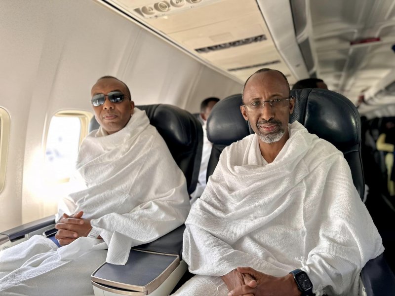 Prime Minister, Hamza Abdi Barre and Minister of Education traveled on the same flight as the 120 girls maids trafficked to Saudi Arabia on 15 April, 2023.